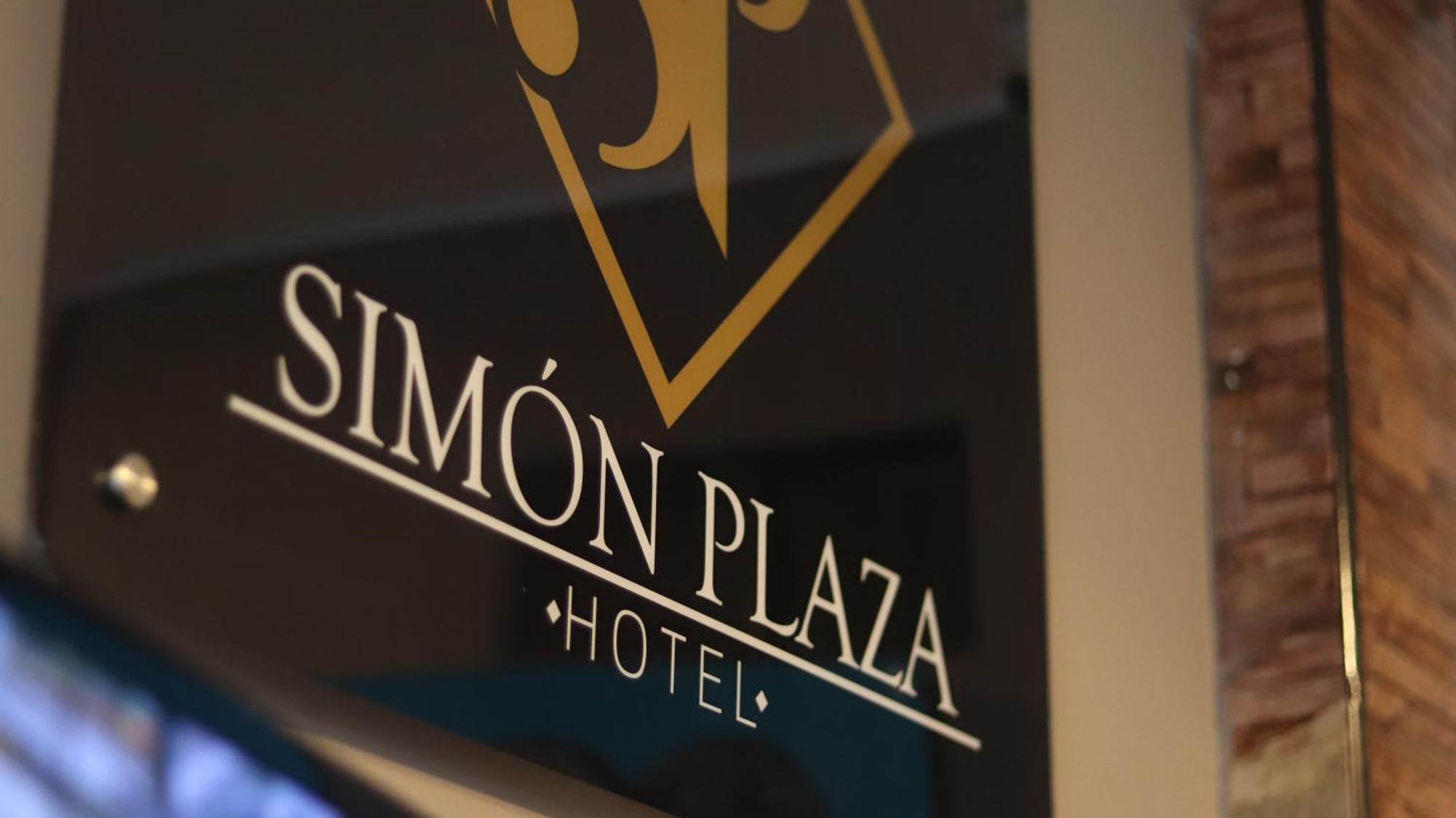 Hotel Simon Plaza Pereira Ngoại thất bức ảnh